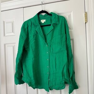 Emerald green linen shirt by Anthropologie. EUC, size XL